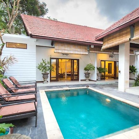 Villa Kamboja Five Семиняк Екстериор снимка